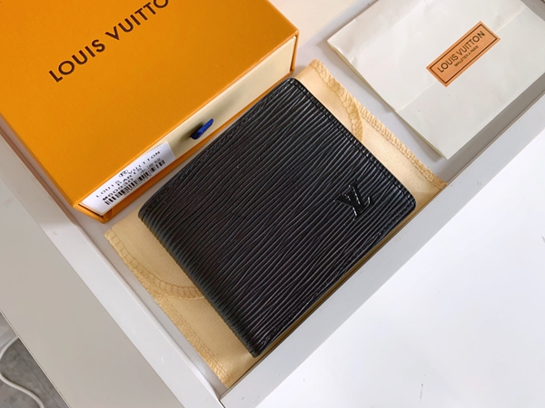 LVコピーウォレット全体デザイン